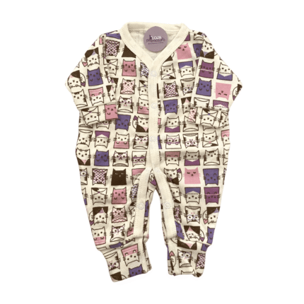 Macacão Prematuro Botão Pé Reversível Estampado Gatinhos Bege